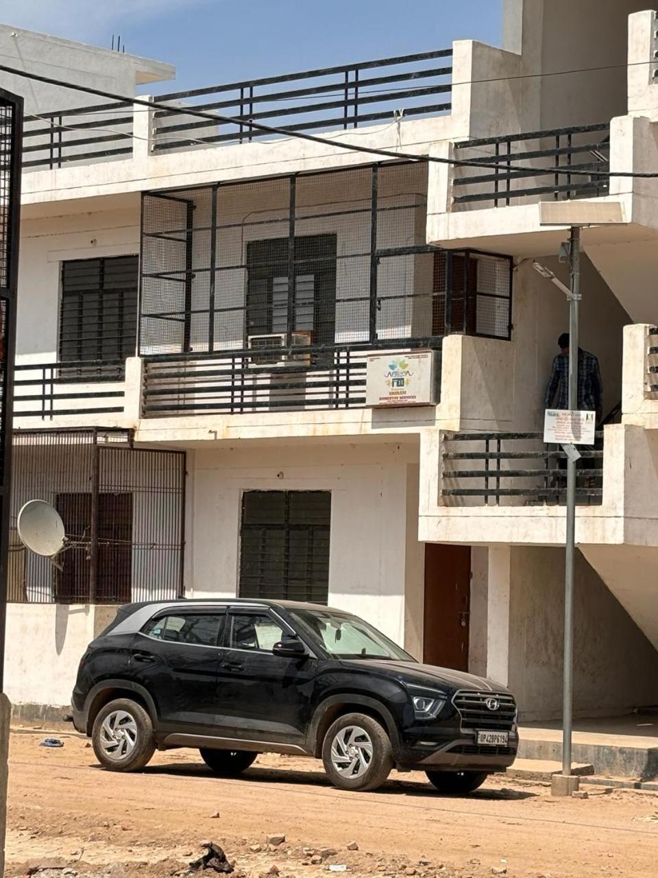Sriram Homestay 01 Km To Sri Ram Mandir Ayodhya Exteriör bild